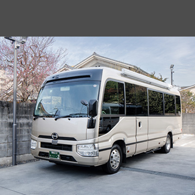 ロケバス車内イメージ｜BusType2