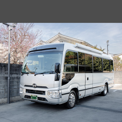 ロケバス車内イメージ｜BusType3