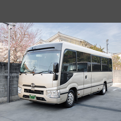 ロケバス車内イメージ｜BusType6